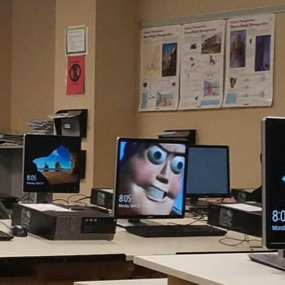 NO CONTEXT HUMANS tweet media