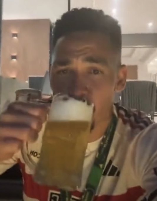 Desde esse dia eu não sei mais o que é sofrer por futebol

só sei comemorar o título e rir dos meus rivais