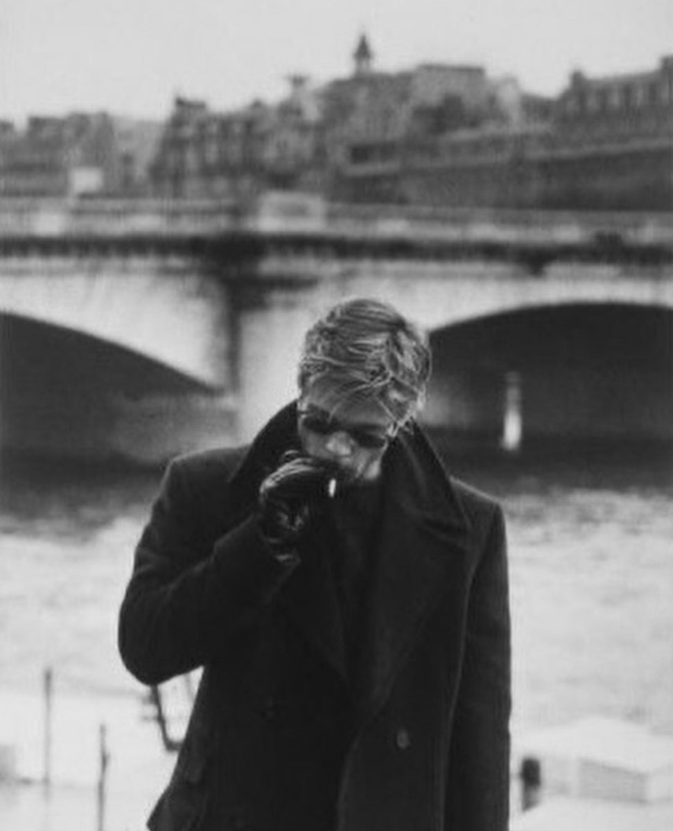 1Line1Box's tweet image. Before individuals have a sense of who they are, they choose someone to model their character. No matter how extraordinary we believe we are, there is always someone greater than us, whether it&apos;s living, dead or fictional individual 

Pick your idol, follow in their footsteps and…