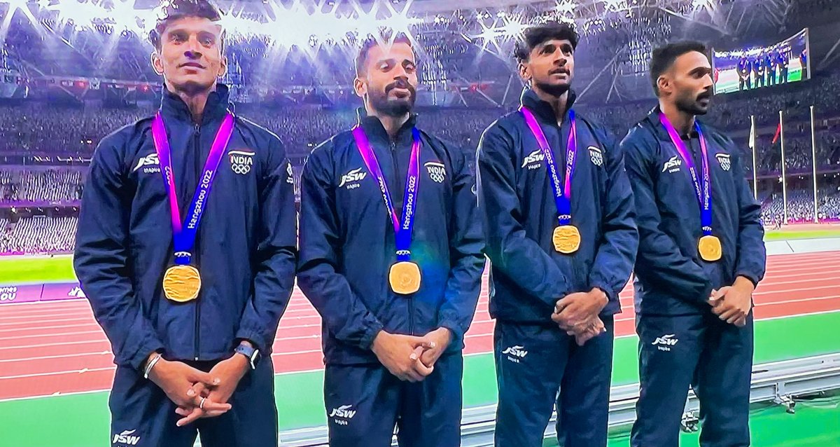Cheering India’s Golden Boys.🇮🇳 Asian 4x400 m relay champs. 💐💐💐💐 #AsianGames2023 #IndiaAtAsianGames