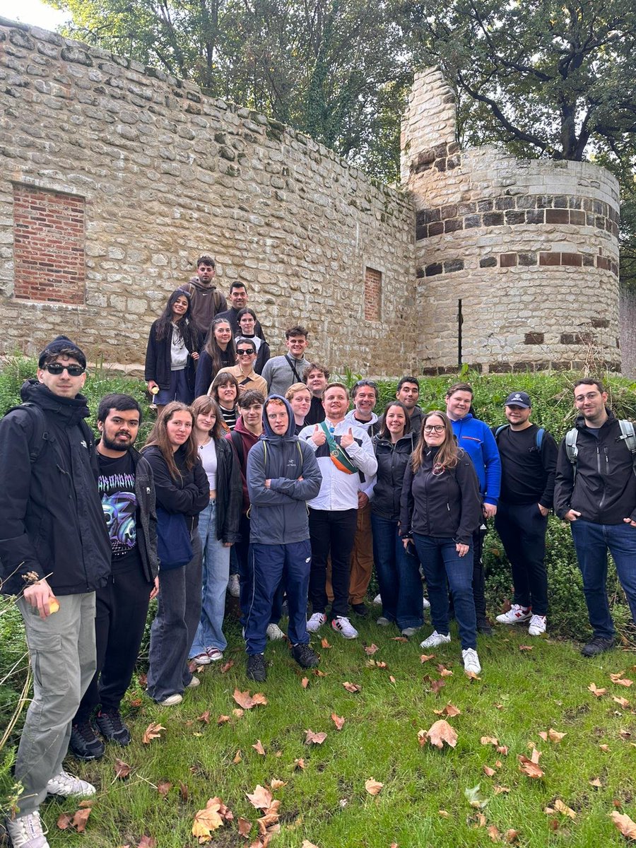fundaciobcnfp's tweet photo. #WaterChallengeVETLab🇪🇺💧
Day 3:Today expert Stijn Van Herck guided us through a water-driven walk along the city center of Leuven. We've learned about the water draining system and plan to use the knowledge for our innovative solutions. 🔝@EUErasmusPlus #Mercantec https://t.co/wZIHUTuOwz