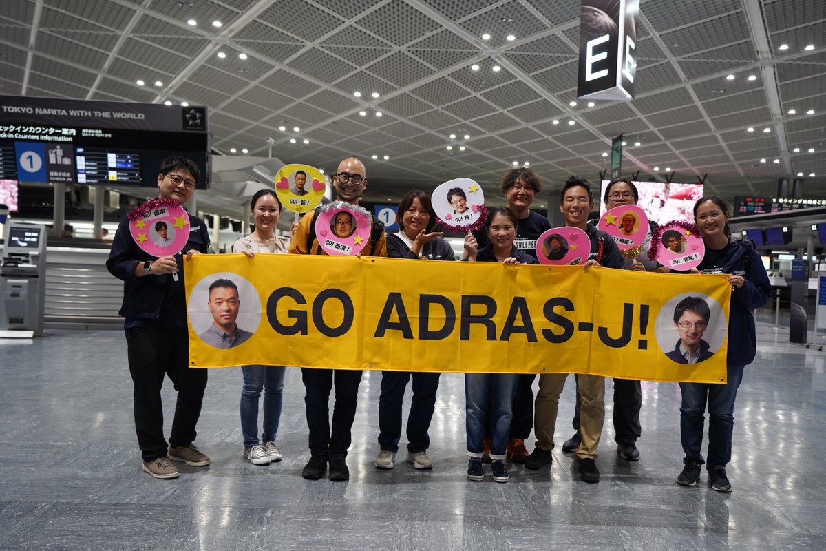 astroscale_JP's tweet image. 成田空港でお見送りしました✈️
GO ADRAS-J！GO エンジニアのみんな！！
#ADRASJ #spacesustainability