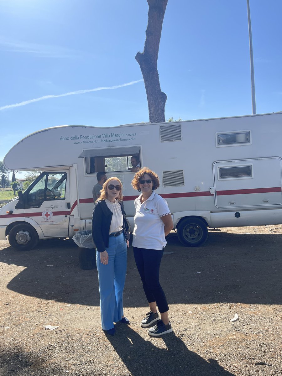 VillaMaraini's tweet image. #4september @AlekSaGor visited today Villa Maraini-IRC to see our field activities among people who use drugs in #Rome. Our Founder M.Barra explained the importance of #harmreduction to save life and establish a contact with those who are completely out-of-care. #Overdose