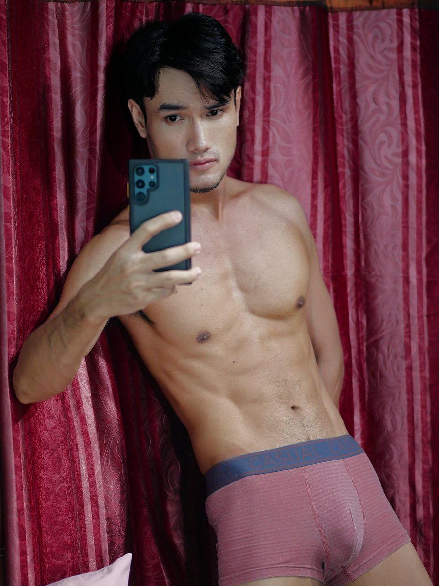 มาแล้ววว ไปฟิตหุ่นมา 🥹