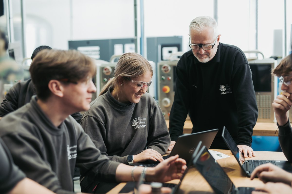 TheAMRC's tweet photo. π©βππ§βπ | β#Apprenticeships transform lives. They are part of the bloodline that keeps industry moving,β says director Nikki Jones in the latest #AMRCJournal π, ahead of the AMRC Training Centre's tenth birthday.
Read how the decade shaped @AMRCtraining π https://t.co/b6iZLtqeug https://t.co/FmN95OoBxy
