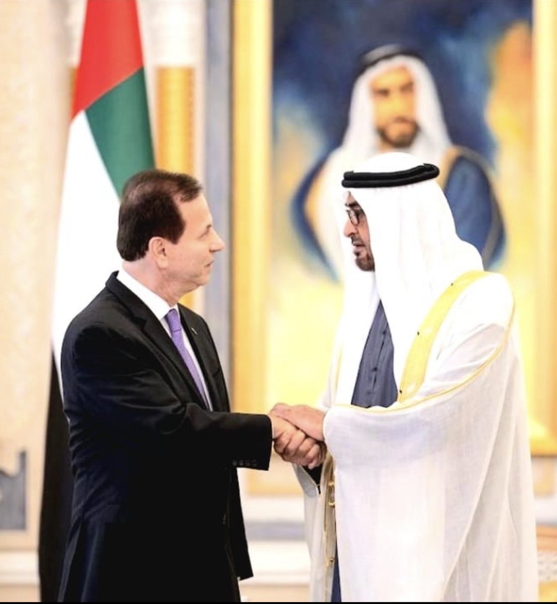 tsjoudi's tweet photo. Today, Tony Joudi,Bahamas Ambassador to the UAE,Presented his credentials as a resident Ambassador to the UAE’s President HH Sheikh Mohammad Bin Zayed Al Nahyan. And extended Prime Minister’s Phillip Brave Davis &amp; Foreign Minister’s Fred Mitchell regards &amp; best wishes to the UAE. https://t.co/2lWRphv122