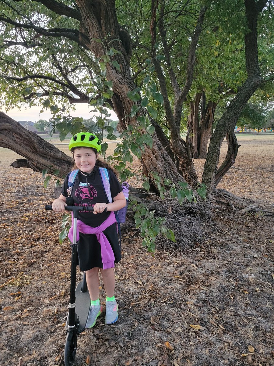 Walk/ride to school was a success.  Thank you <a href="/cheetahchandler/">Carlena Chandler Elementary School</a> for organizing a meeting place.