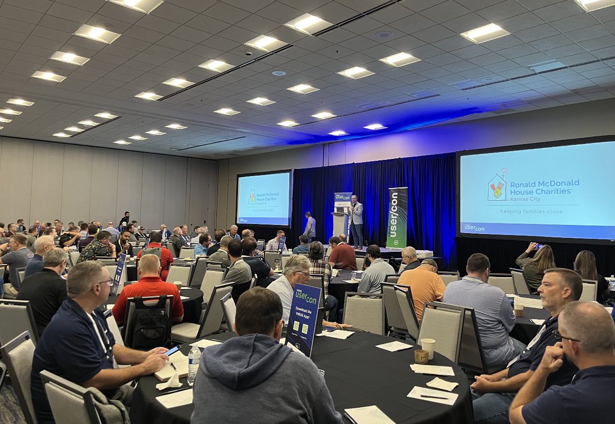 MyVMUG's tweet image. Full house today at the @kcvmug UserCon! It’s not too late to join in the fun on site… we have a full day of learning and networking ahead! #KCVMUG #VMUGUserCon