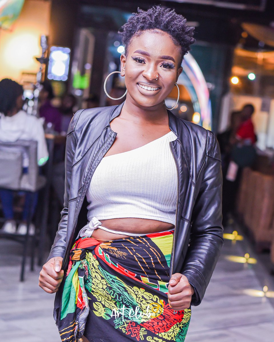 ArtClub_ke's tweet photo. Each &amp; Every Tuesday 🔥🔥🔥Never Miss #artdohtytuesdays https://t.co/3AAE08ke3I