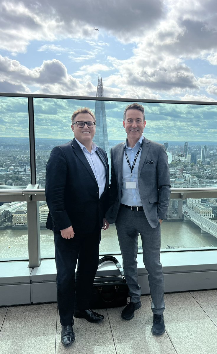 GaryJMcCausland's tweet photo. With Mark Blair at @DWFlaw HQ in Walkie-Talkie Building, Central London. Another deal closed for @hubflowspace ,new office will be opening in Belgravia shortly! Exciting times ahead with steady demand. #managedoffices #holborn #victoria #coworking #hubflow #growth https://t.co/fHai5JWx1w