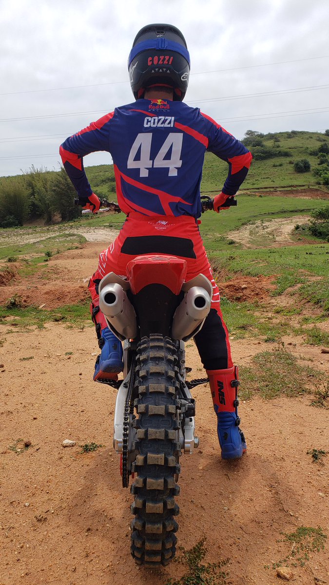 LuizFelipeCozzi's tweet photo. Nas horas boas…✊🏼🙏🏼 https://t.co/zvIW8wvCNa