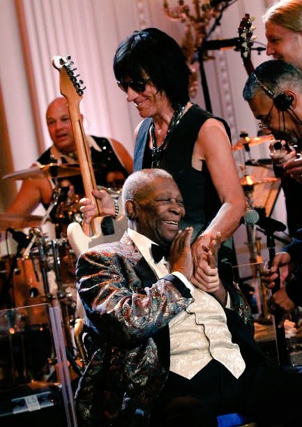 B.B. King and Jeff Beck  
Photo by ©Win McNamee