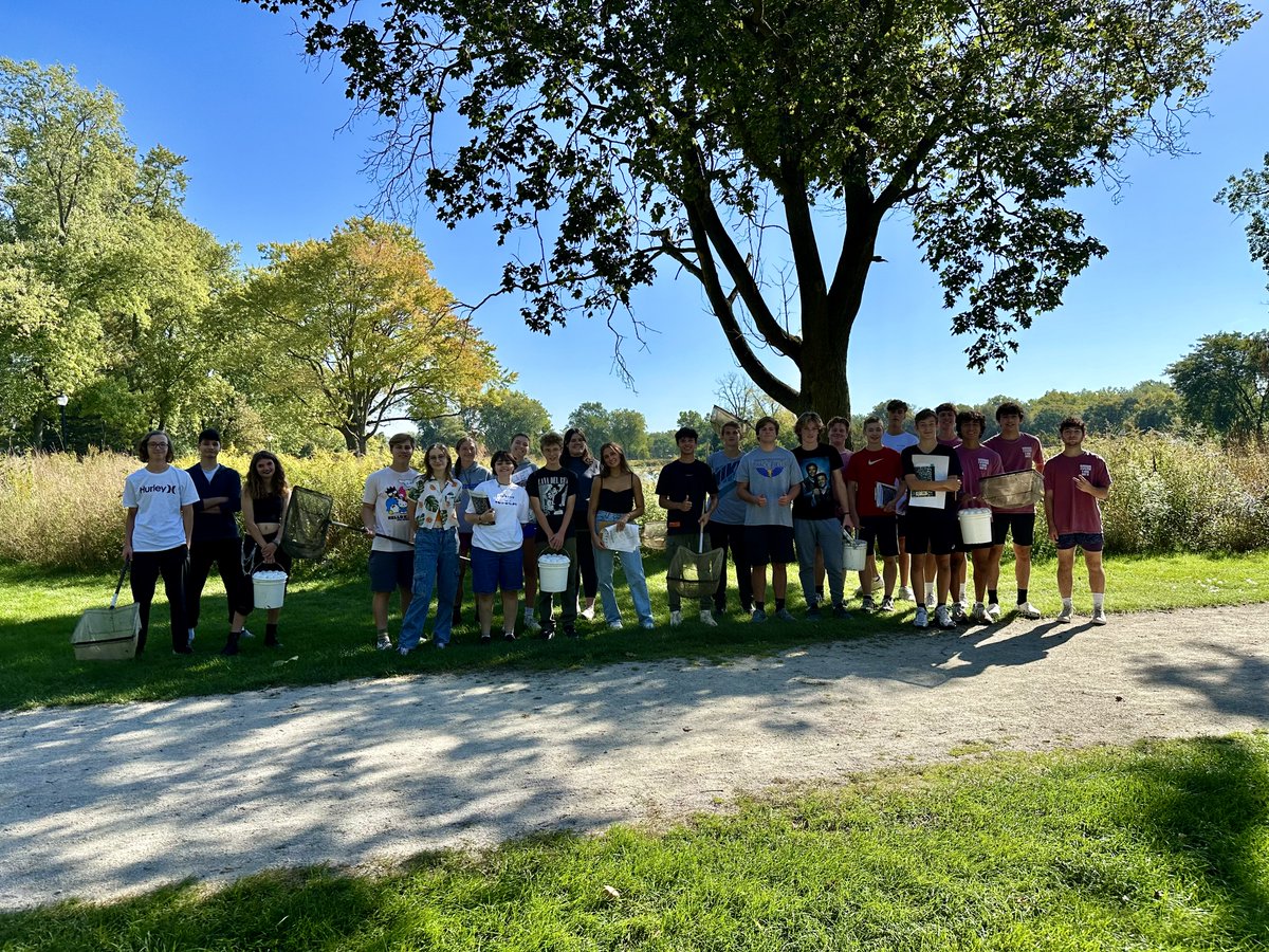 WNScience's tweet image. AP Environmental Science took a walking field trip to Northside Pond to take a sample of aquatic life for a water quality index.