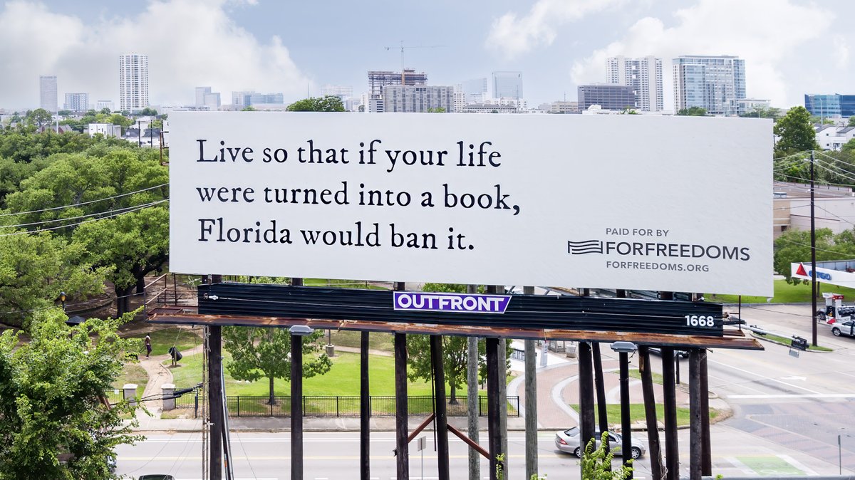 forfreedoms's tweet photo. Share your favorite banned books with us 👇 #BannedBooksWeek https://t.co/m8z8TSvqZ4