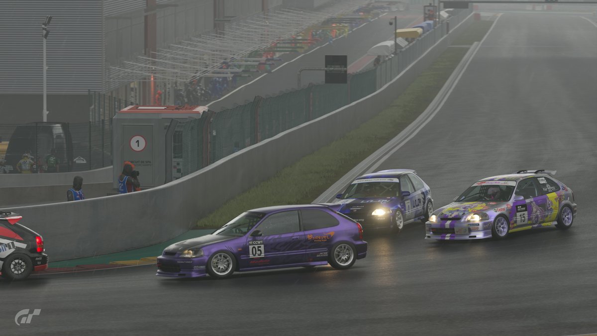 hirotti_1go's tweet photo. #PS5Share, #グランツーリスモ7  今日のシビックワンメイクレースは雨☔の中でのレースになりました。途中でコースアウトしたりしてご迷惑をおかけしました🙇‍♂️次のレースも全力で頑張ります！ https://t.co/fEHxhAbEpK