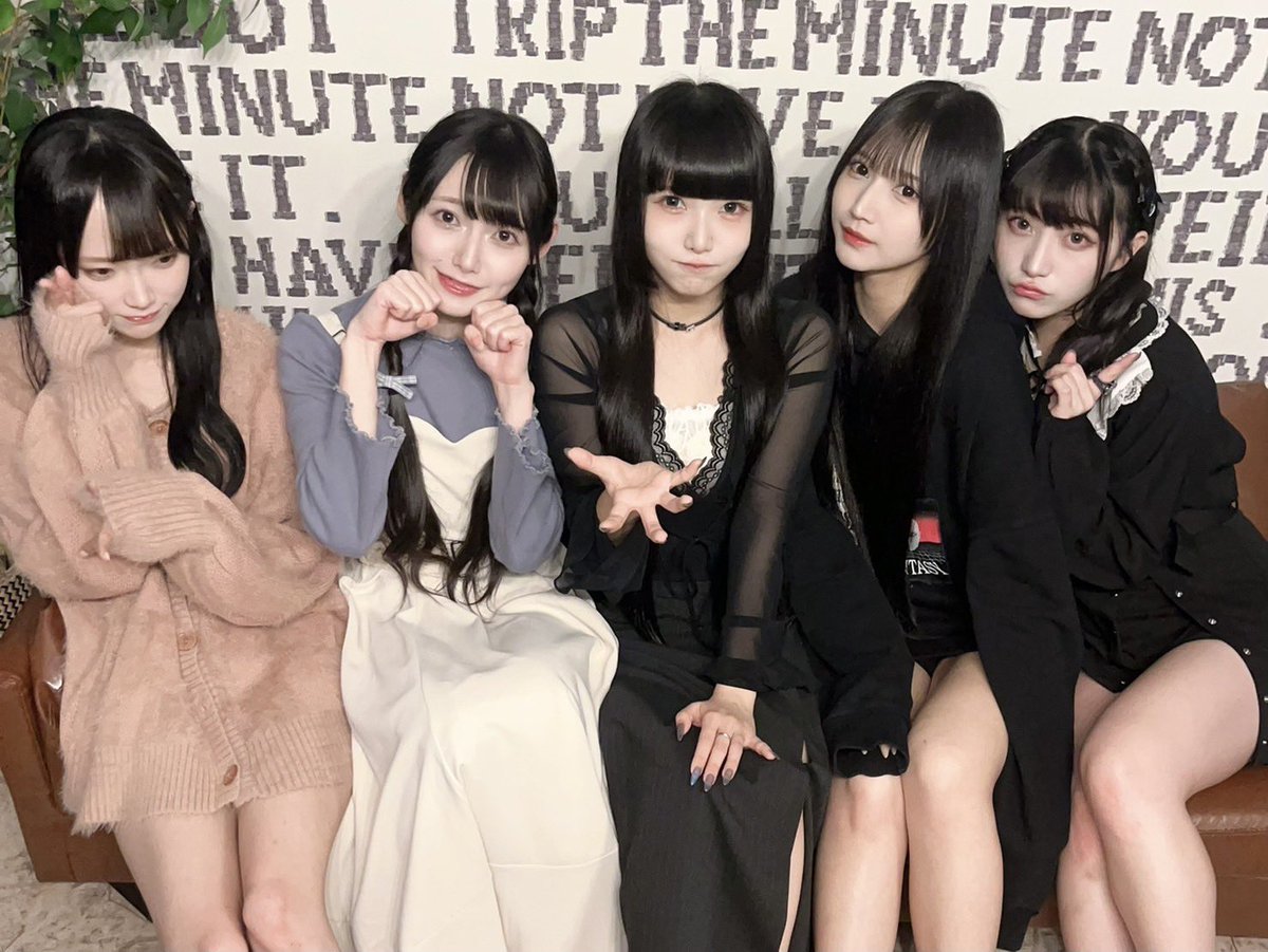 merrybadtune's tweet photo. #バチュン生配信

ご覧頂きありがとうございました🦄🍬
ジェスチャーゲームどうでしたか❔
沢山コメントしてくれてありがとうございました✊次回対戦もお楽しみに🐰🍑

アーカイブ視聴▶︎ https://t.co/r9ePPnUNhj https://t.co/I4yKVfqWKo
