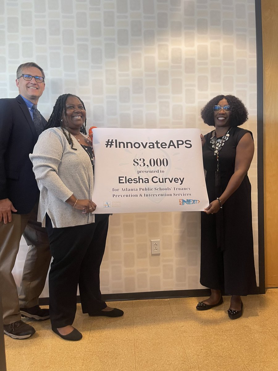 socialworkla's tweet photo. Huge congrats to @EleshaCurvey for winning the @APS_Next grant. So excited to see what you do to further truancy prevention! @apssocialworker https://t.co/PGDrUGaIYW