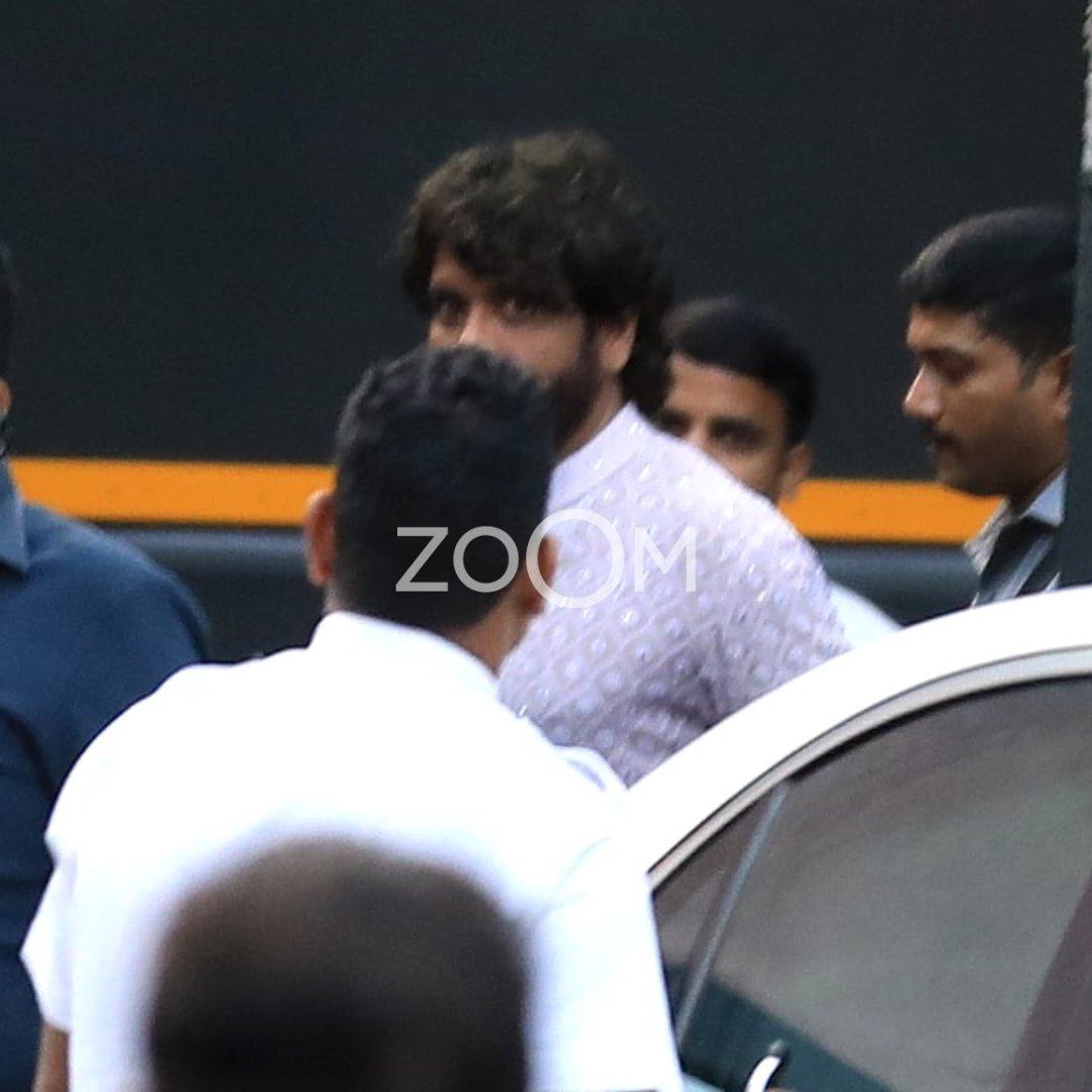 ZoomTV's tweet photo. Exclusive: Megastar #AkkineniNagarjuna photographed during an ad shoot in the city.
#zoomtv #exclusive #nagarjun #Nagarjuna #megastar #southactor #southstar #nagarjunafans https://t.co/svmutC83Ob