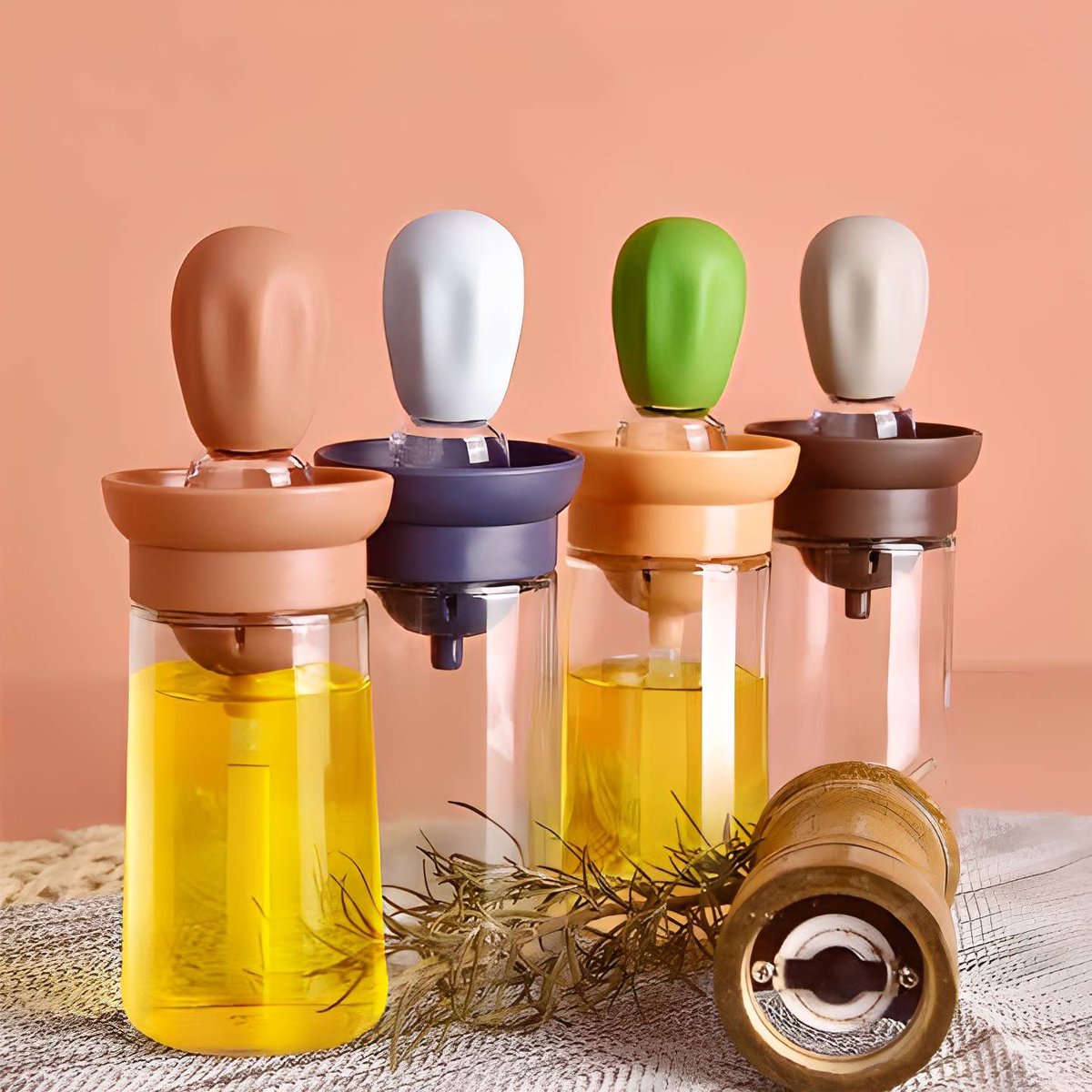 aesthemate's tweet photo. Oil Dispenser With Brush. 

🏷️NGN 5,000 only.

Helps with metering and reducing surplus oil consumption.

Available in Multiple Colors.

Please RT https://t.co/GfGHZdEqe9