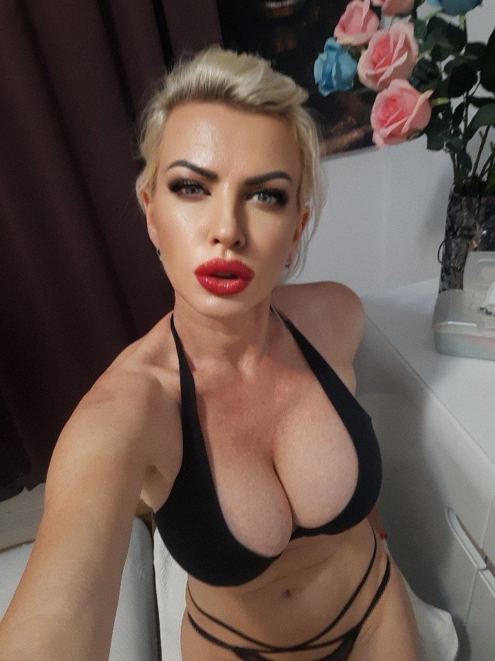 Like tip 25$@skyprivate @modelmiadoll https://t.co/3GIy53ThwJ