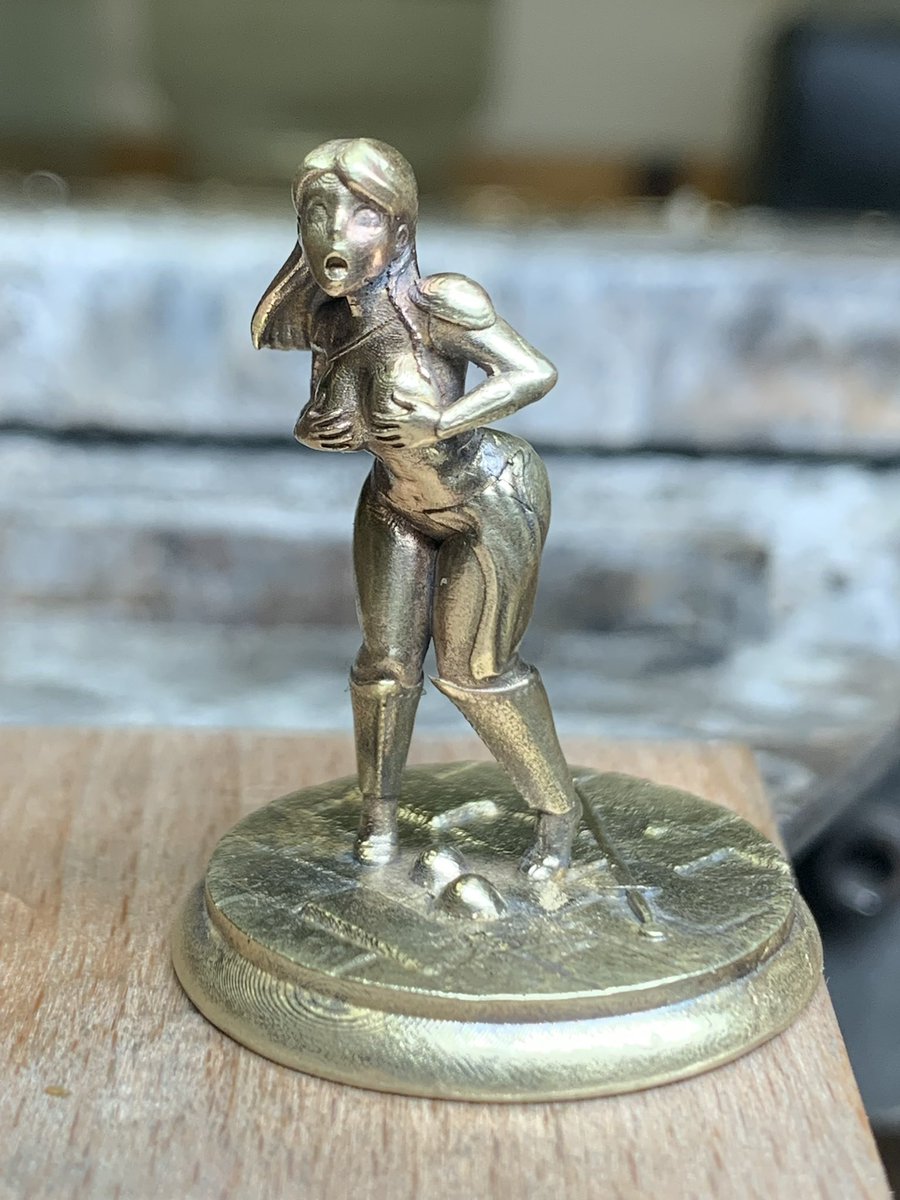 DeadSculpts's tweet photo. CRITICAL UNNECESSARILY REVEALING ARMOR FAIL DND MINI. It's always said that armor for fantasy female warriors is ridiculously revealing... well, she found out how bad it is. https://t.co/Zvh8ySbSSY #dnd #dungeonsanddragons #miniature #tabletopgames https://t.co/Wxik49BRR2