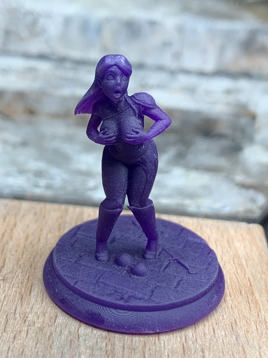 DeadSculpts's tweet photo. CRITICAL UNNECESSARILY REVEALING ARMOR FAIL DND MINI. It's always said that armor for fantasy female warriors is ridiculously revealing... well, she found out how bad it is. https://t.co/Zvh8ySbSSY #dnd #dungeonsanddragons #miniature #tabletopgames https://t.co/Wxik49BRR2