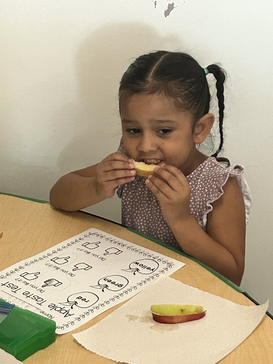 Ms Schneider’s PreK friends are engaging their senses as they taste red, green &amp; yellow apples! <a href="/ButterflyRidge1/">Butterfly Ridge Elementary School</a>  <a href="/FCPSTrailblazer/">Jason Anderson</a> <a href="/samerenap/">Susan C. Amerena</a>