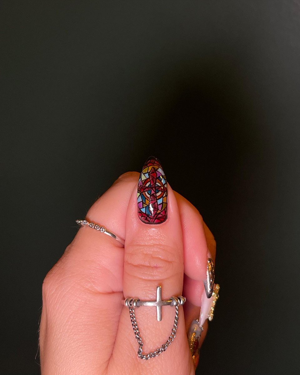 _miajamie's tweet photo. It’s the nails for me https://t.co/B6YlAX6XON