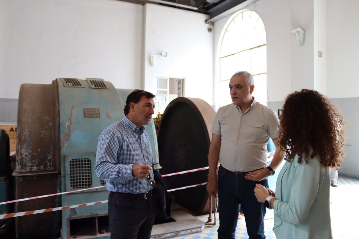 INARALeb's tweet photo. DT Global's General Partner, John DeBlasio, during his visit to INARA project in Lebanon said, “I love Lebanon, and I’m very happy to be supporting the great remarkable work of INARA which has been impressive to see with a highly functioning team employing innovative approaches https://t.co/ixWCWGVkbw
