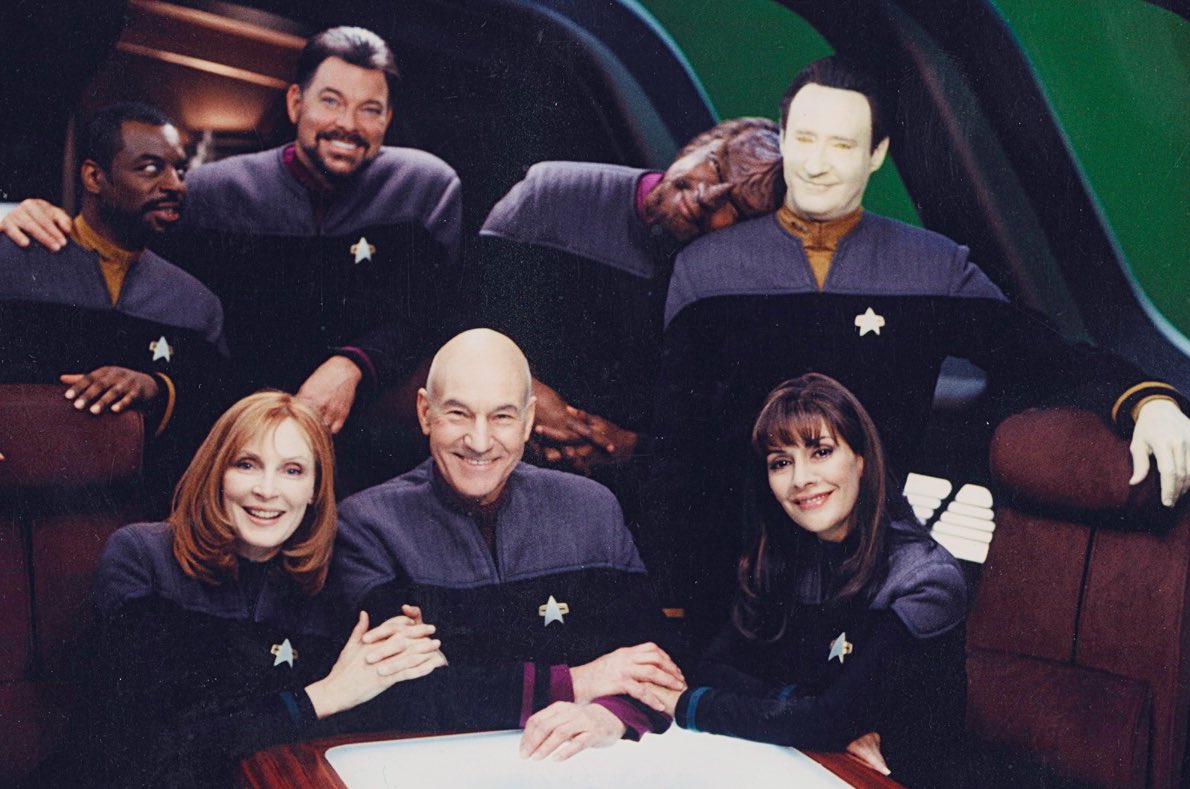 FYI: #PatrickStewart’s memoir #MakingItSo is out now with a lovely photo of our favorite #TNG crew ✨