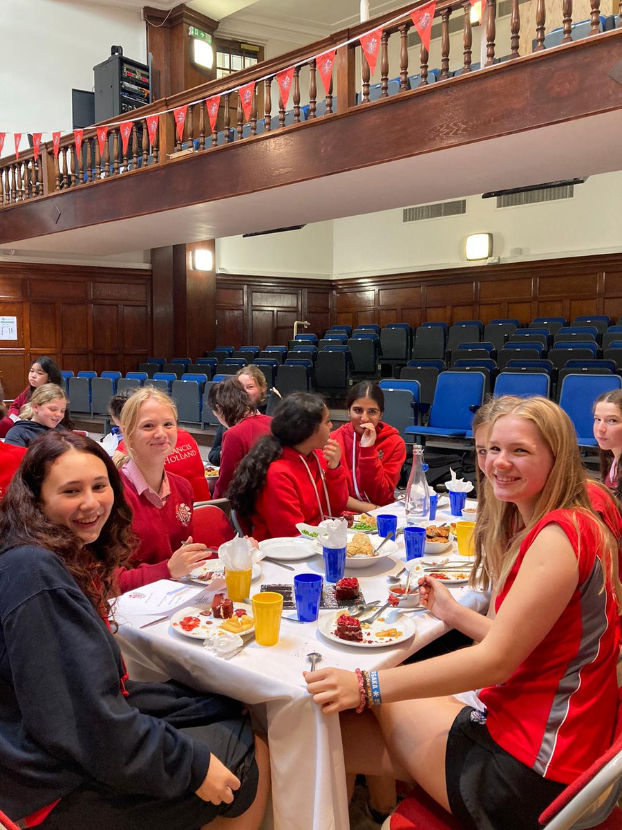 FHSRegentsPark's tweet photo. Our marvellous Mars students gathered in the Hall yesterday for a magnificent House Quiz, pitting their wits against each other whilst getting to know students in other years! #FHSSpirit #HouseEvents https://t.co/hfMpc1uDdW