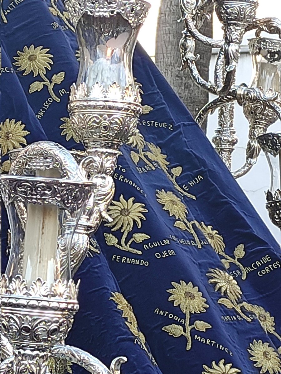 Instantes de Semana Santa tweet media