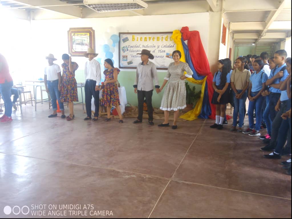 #04Oct Actividades culturales en el marco de la bienvenida al nuevo año escolar 2023-2024 del LB Hugo Chávez Frías del municipio Pedro Zaraza "Equidad, Inclusión y Calidad Educativa en el Plan Victoria Bicentenaria" #Somosfundabit