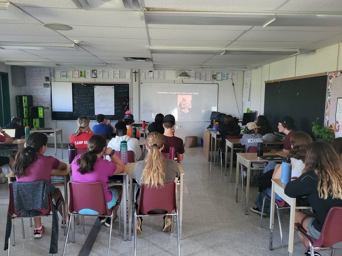 MmeMarieAndree's tweet photo. Nous participons à la présentation offerte par #Exploringbytheseaofyourpants au sujet du telescope James Webb.  Une belle occasion de découvrir des métiers en lien avec l'espace! @ESCNotreDame https://t.co/UZcd5sswVR