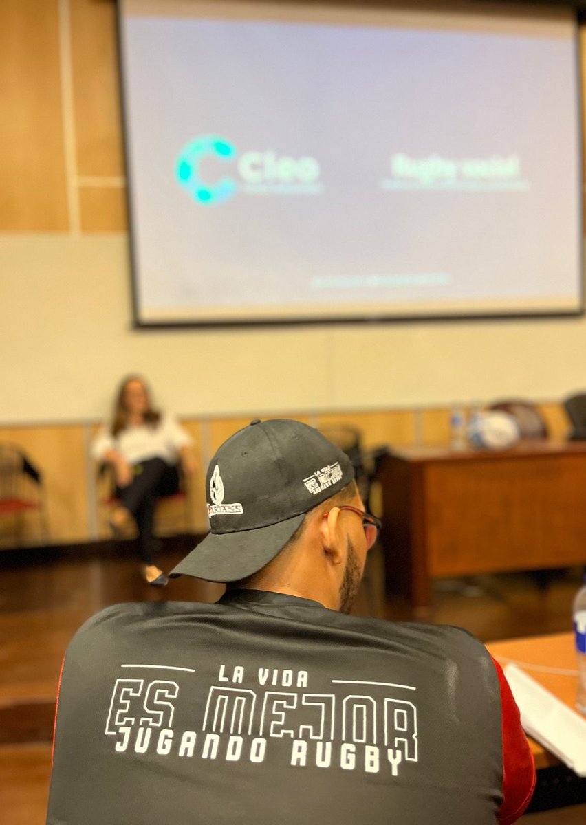 CecileLavergne's tweet photo. Gracias @BienestarUNorte @UninorteCO @France_Colombia por la invitación a participar de la Cátedra Europa contando el poder transformador del Rugby social en la vida de los y las jóvenes de Colombia https://t.co/ZIR8DgS64q