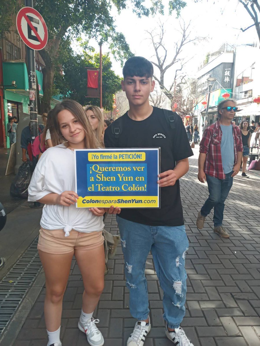 📣¡Nuestra campaña por la libertad de expresión y de creencia sigue creciendo!

Cada vez más personas dicen NO a la censura del régimen comunista chino en #Argentina y apoyan que el espectáculo Shen Yun se presente en nuestro <a href="/TeatroColon/">Teatro Colón</a>👏

✍Sumate vos también ingresando a