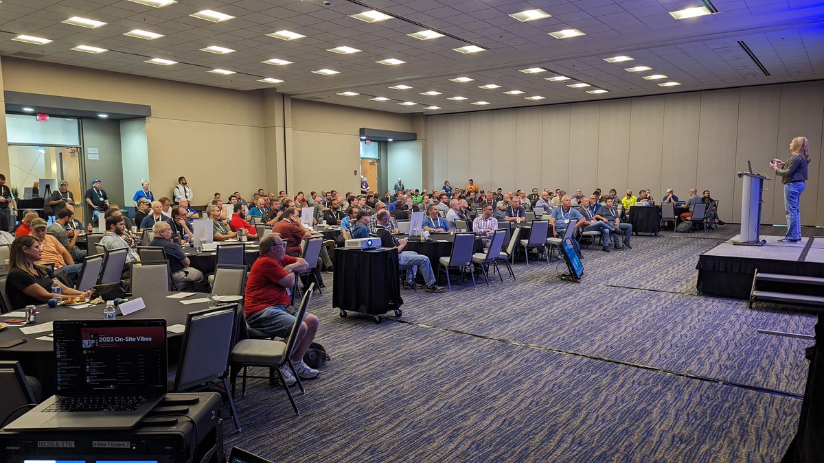 BradTompkins_ tweet media