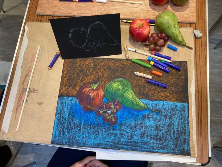 For #ArtWalk Clitheroe 8 Oct <a href="/longitudeart/">Longitude Gallery</a> will be showcasing their Saturday Sessions art classes with a Free ‘Draw anything’ interactive drop in session. Join anytime between 1 and 4 to take part
They will also be showing new work from Celia Davies and sculpture from Jane Murphy