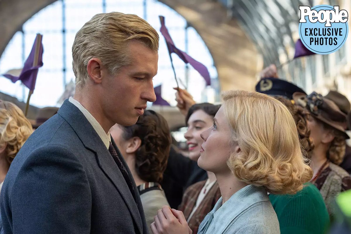 FilmUpdates's tweet photo. Callum Turner in George Clooney’s ‘THE BOYS IN THE BOAT’.

In theaters December 25, 2023.

(Source: https://t.co/UBvZnaVtxv) https://t.co/nRurD5lIA7
