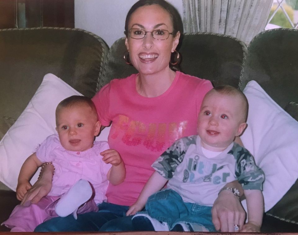 Acacia_Family's tweet image. This month we kickstart the celebrations for our 20th Birthday by introducing Lisa, our first EVER client !

"Hi, I’m Lisa and I was Acacia’s first ever mom to use the service. It’s wonderful to see how much Acacia has grown over the past 20 years"
#20yearsofhope