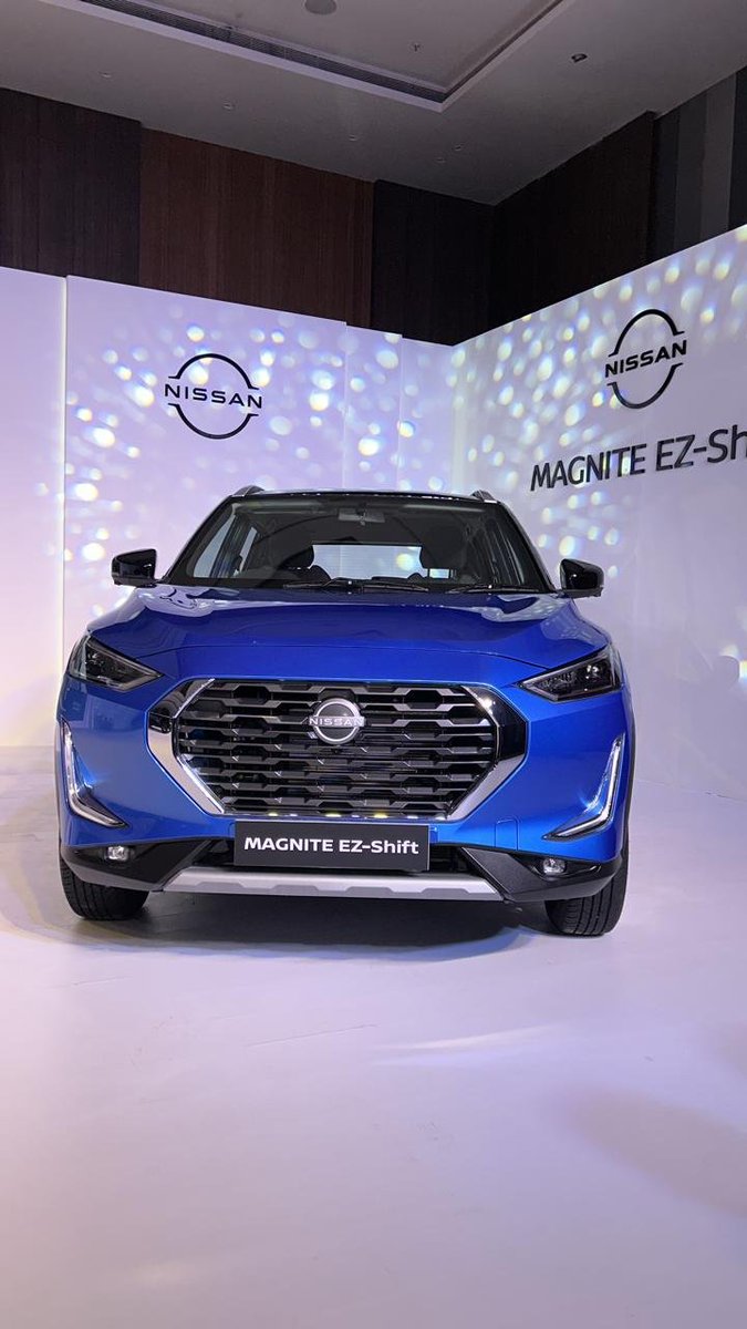 AckoDrive's tweet photo. @Nissan_India @sidpatankar @ameya_naik A few pictures of the #Magnite #EZShift https://t.co/3TylPjHOoF