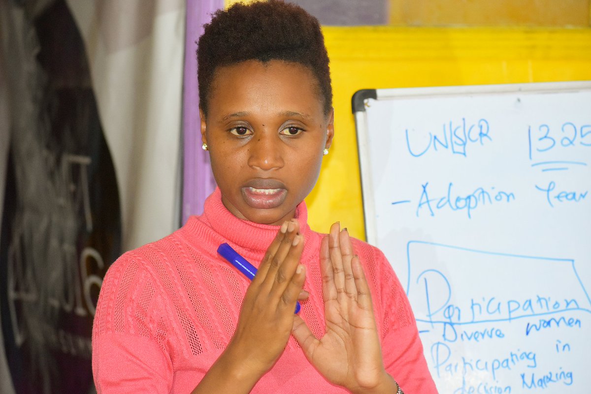 footprints4c's tweet photo. Day 2 of our mediation and negotiation training in Mathare, our dedicated learners explored the stages of conflict, early warning, and early response mechanisms. We also looked at practical skills to dialogue facilitation.
#ChangingGenerations
#WatatuziZogo
@iphrdafrica https://t.co/P7Fkly2Rn5