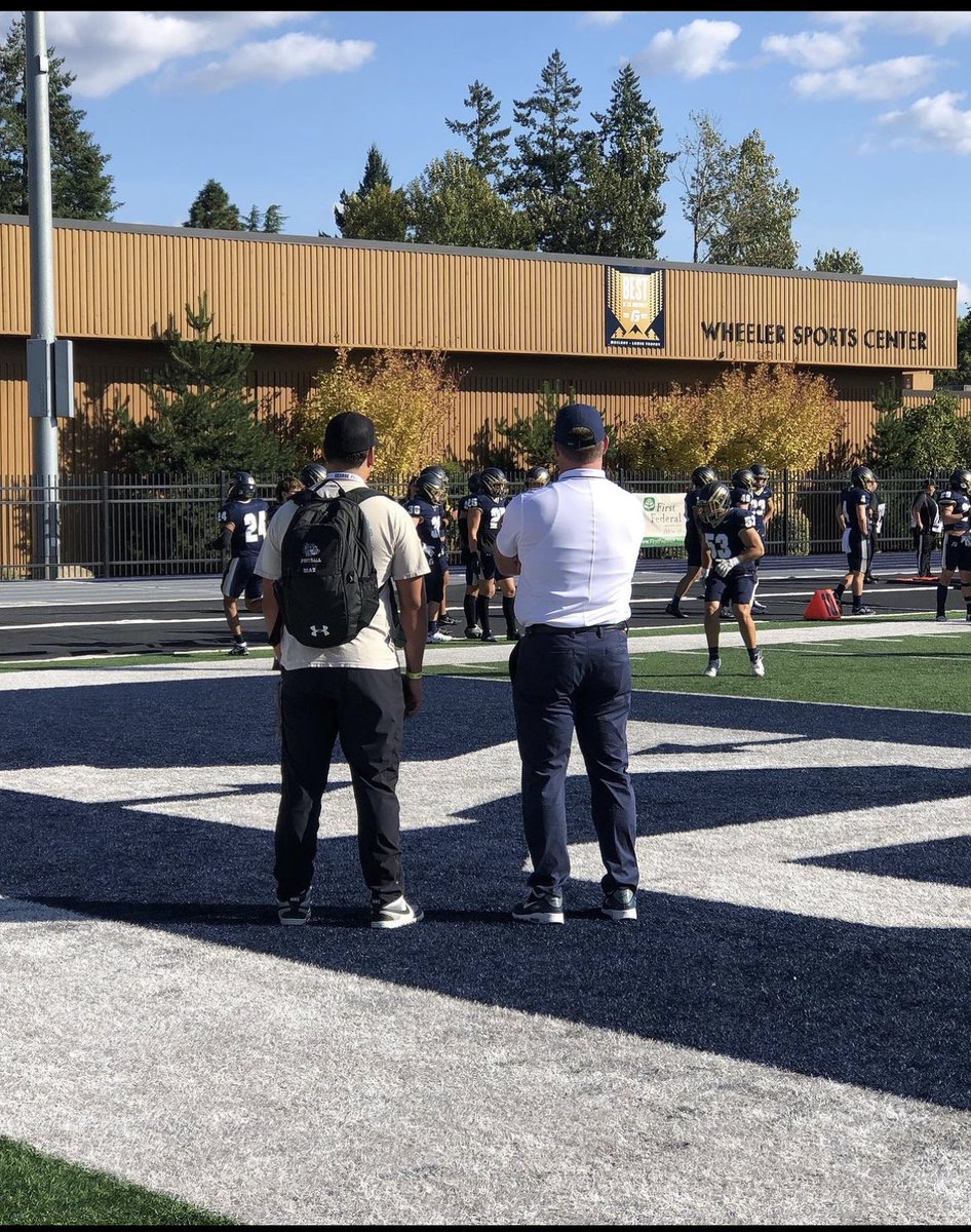 Matt5Diaz's tweet photo. Great visit with @GFUFootball had a lot of fun thank you for inviting me out 
@smoovemova @CoachHughesGFU @icesports360 @LBCoachSanders @jakewhitman @DevinRecord @BrandonHuffman @PrepRedzoneWA @2335noles https://t.co/zahNOC6WnL