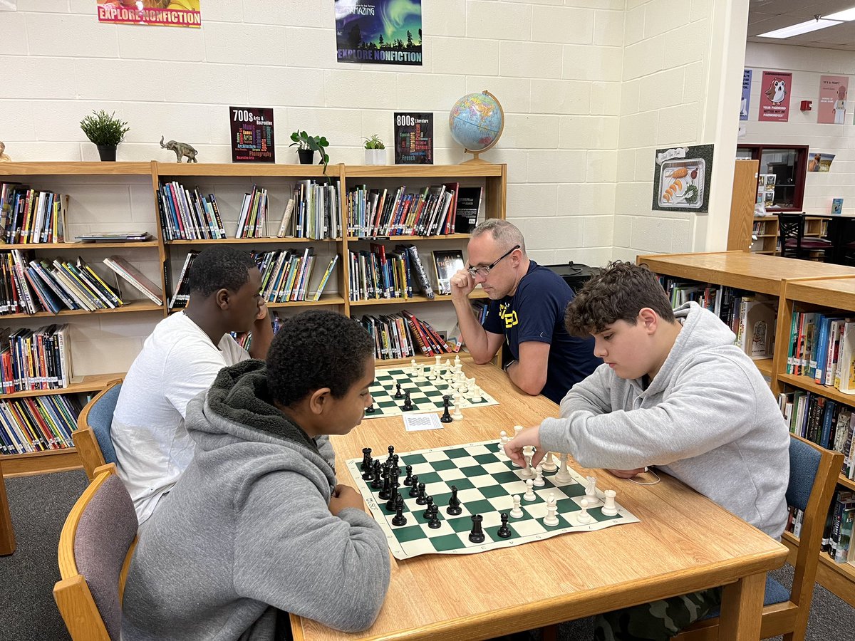 Derek Hoover-Beet tweet media