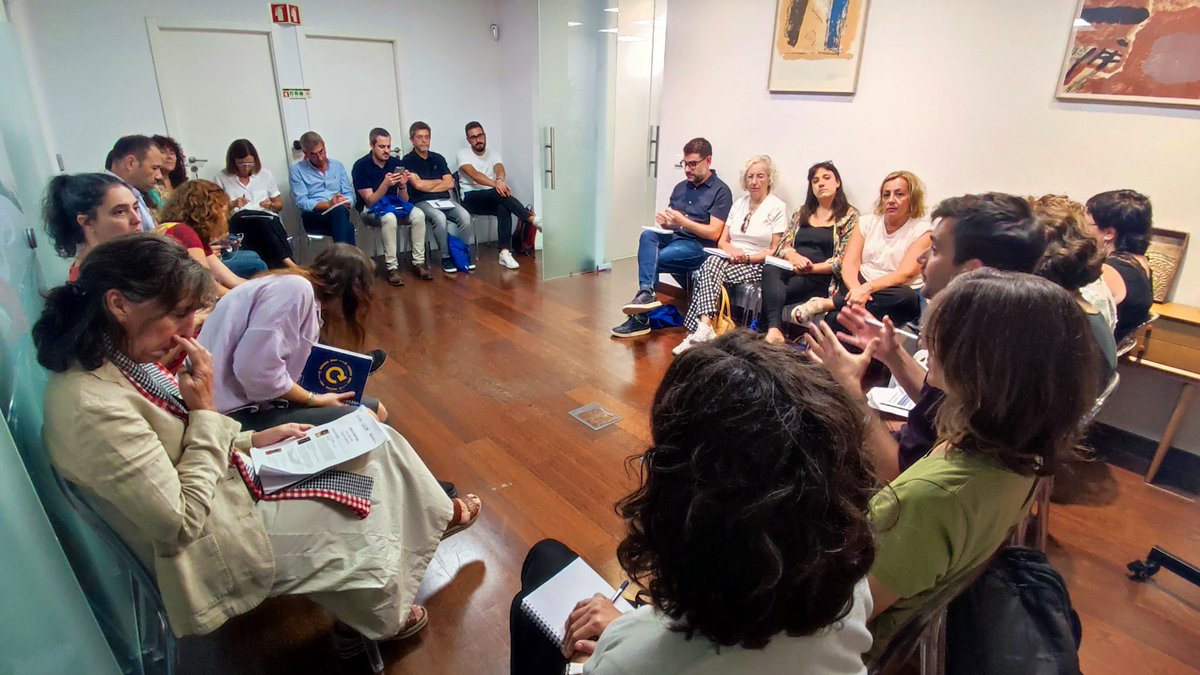 Darrer dia a Portugal! 🇵🇹
Ens hem reunit amb els responsables d’educació de Carnide i membres d’entitats col·laboradores amb les activitats d’enriquiment curricular.

💡 Aquest viatge dona noves idees, impuls i reptes per a l’Aliança Educació 360 i tots els participants!