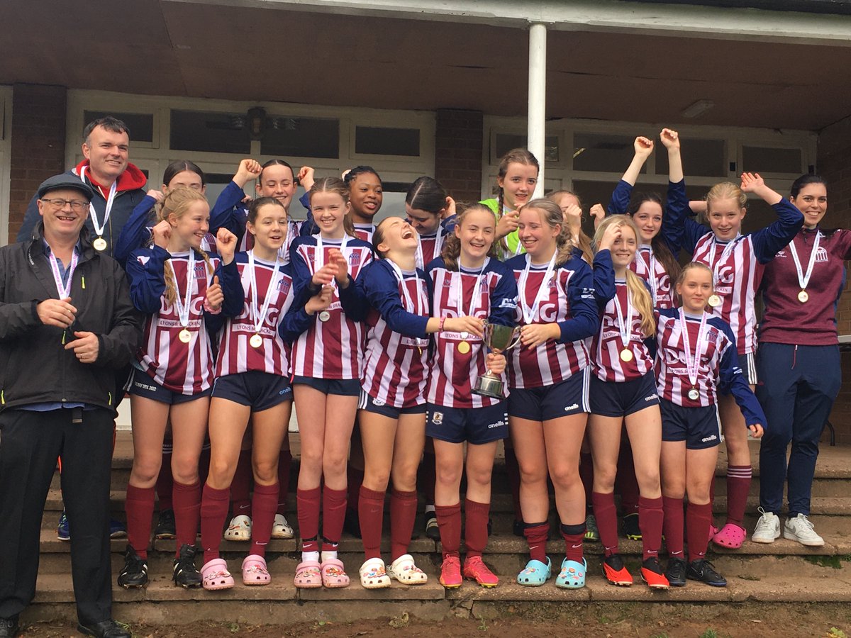 faischools's tweet photo. ๐๐ค๐งก Third Irish title since tournament inception
๐ #RodHoustonCup
๐ฐ Roll of Honour
2016 | @StIvoAcademy
2017 | @PresKilkenny
2018 | @BohuntWokingham
2019 | @carndonaghcs
2022 | @southhunsleype
2023 | @PresAthenry https://t.co/F9d8vMTqua