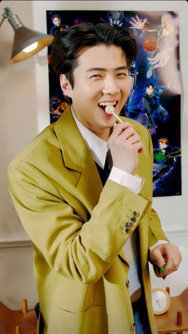 بیاید اینو تعریف کنم 😂
امروز سر کلاس استاد داشت درس میداد یهو گفت ویژوال ینی چی ؟
کسی جواب نمیداد استاد هم داشت سوالش و تکرار میکرد اومد تو دهنم بگم ویژوال ینی سهون واقعا میخواستم بگم 
بعد گفتم میگن این کصخله
اینا همش اثرات فنوارهای اخیره🥲
<a href="/weareoneEXO/">EXO</a>