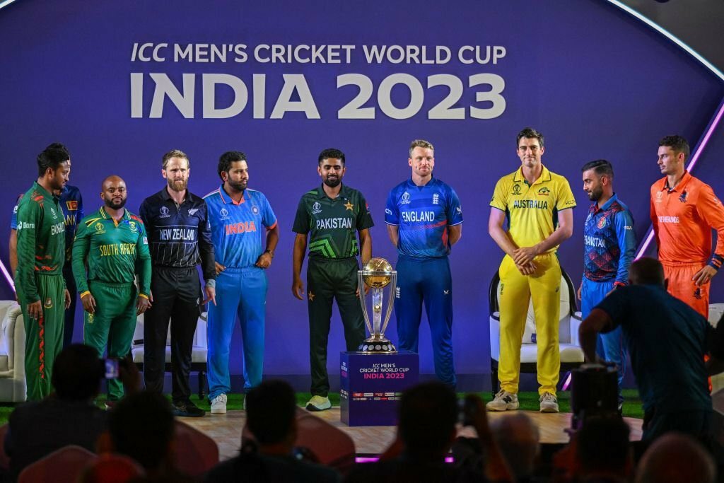 SportsWithNazee's tweet photo. ICC CRICKET WORLD CUP 2023 STARTING FROM TOMORROW…

Which Team You Are Supporting ? 

#ICCCricketWorldCup #WorldCup2023 #CWC23 #RohitSharma #ViratKohli #BabarAzam #Bavuma #WorldCup #ICCWorldCup2023 https://t.co/T3fez6lggK