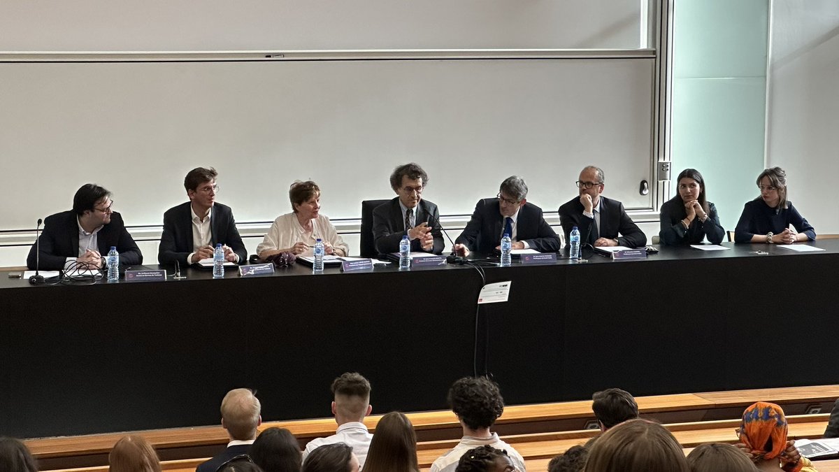 Grégory KALFLECHE (@gkalfleche) on Twitter photo Encore une très belle réussite pour le procès fictif de droit public, avec le Près. de la CAA Toulouse, J-F Moutte ; la Près. du TA de Toulouse, I. Carthé-Mazères, MM les Pr <a href="/sorbarasansfac/">Jean-Gabriel Sorbara</a> et <a href="/Sauniersebastie/">Sébastien Saunier</a> , et Me <a href="/gbrouquieres/">Guillaume Brouquières</a> et Faivre-Vilotte #nuitdudroit <a href="/UTCapitole/">Université Toulouse Capitole</a> Encore une très belle réussite pour le procès fictif de droit public, avec le Près. de la CAA Toulouse, J-F Moutte ; la Près. du TA de Toulouse, I. Carthé-Mazères, MM les Pr <a href="/sorbarasansfac/">Jean-Gabriel Sorbara</a> et <a href="/Sauniersebastie/">Sébastien Saunier</a> , et Me <a href="/gbrouquieres/">Guillaume Brouquières</a> et Faivre-Vilotte #nuitdudroit <a href="/UTCapitole/">Université Toulouse Capitole</a>