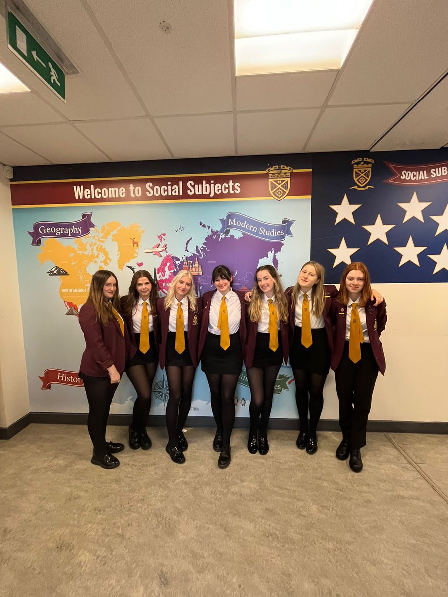 StModansSocial's tweet photo. Our Social Subject Ambassadors 👏👏. They have been amazing this term helping with classes, supporting and leading activities within the faculty. Look out for more from them in the new term. @StModansHS https://t.co/zAoaedbXyE